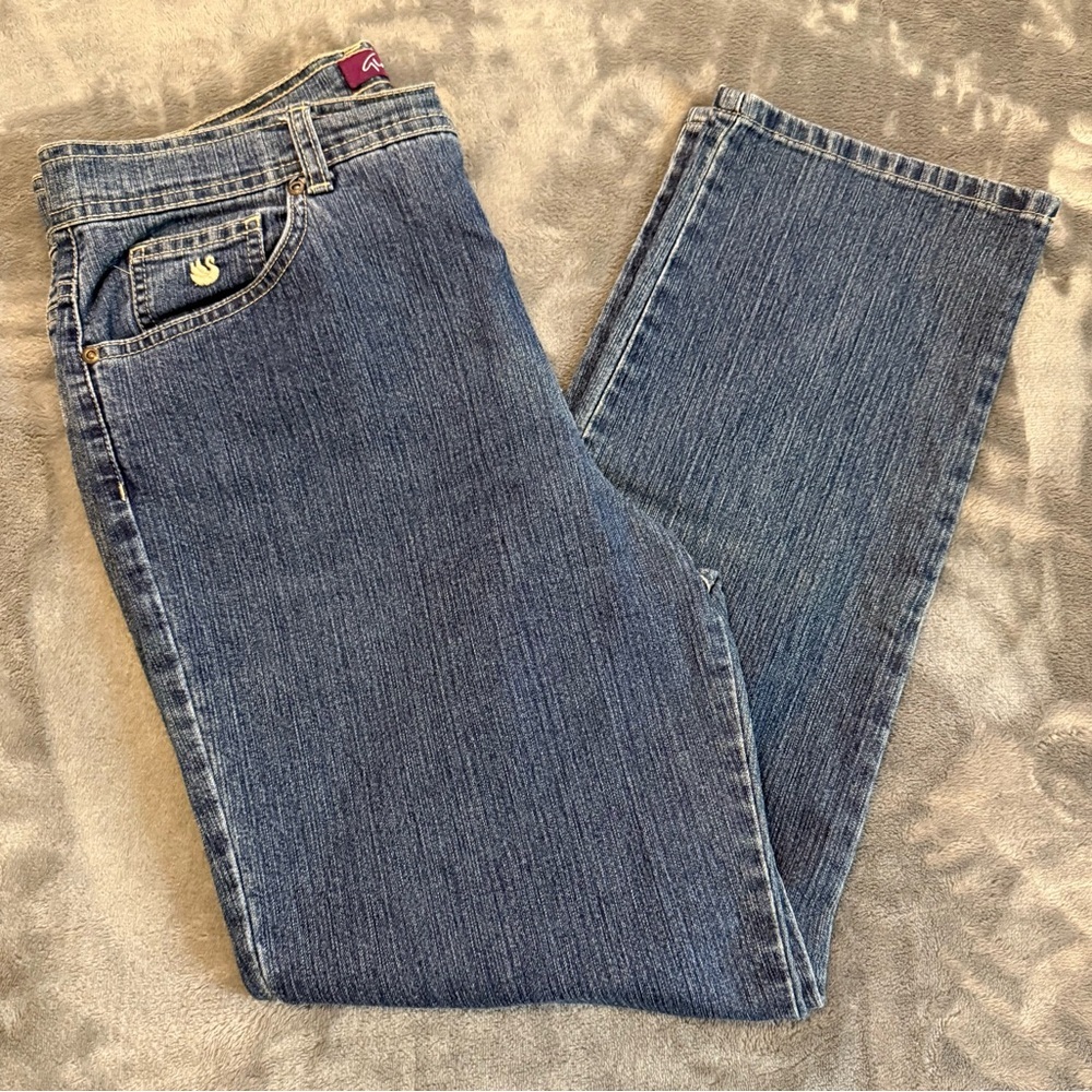 Gloria Vanderbilt Medium Blue Straight Leg Jeans